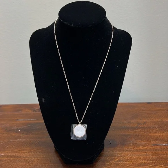 Dior • Gold J'adore Necklace - Picture 12 of 15